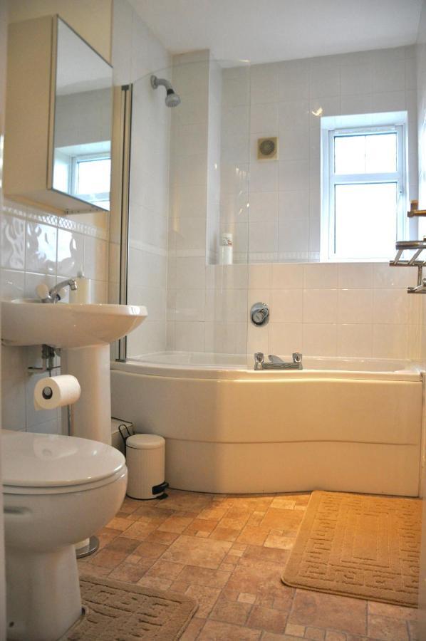 47 Wetherby Way, 3 Bedrooms, Sleeps 6, Easy Walk To Town, Parking, Self Catering, Great View Stratford-upon-Avon Exterior photo